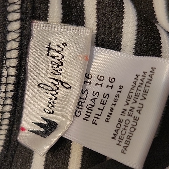 Classic lbd with a little white too. - Picture 3 of 4